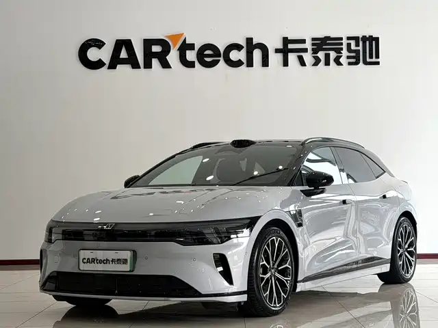 2025 Zeekr 007
