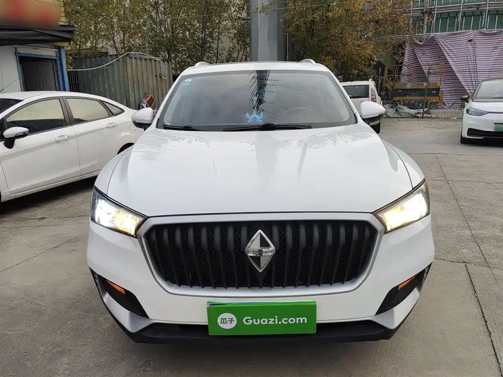 BORGWARD BAOWO BX5