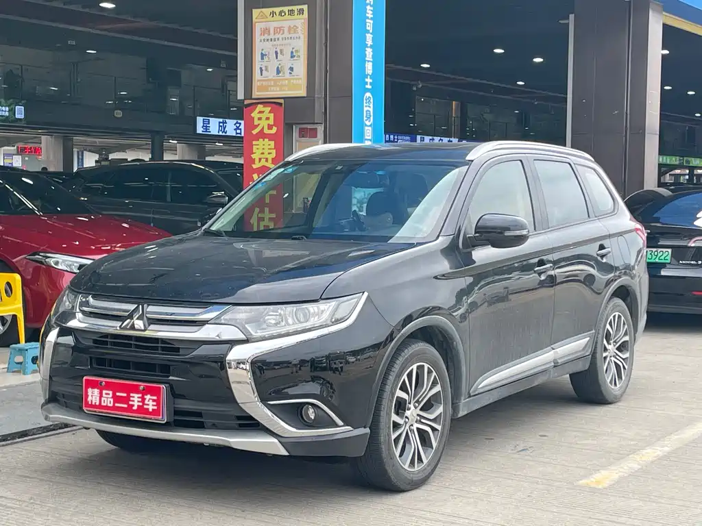 Mitsubishi Outlander 2018