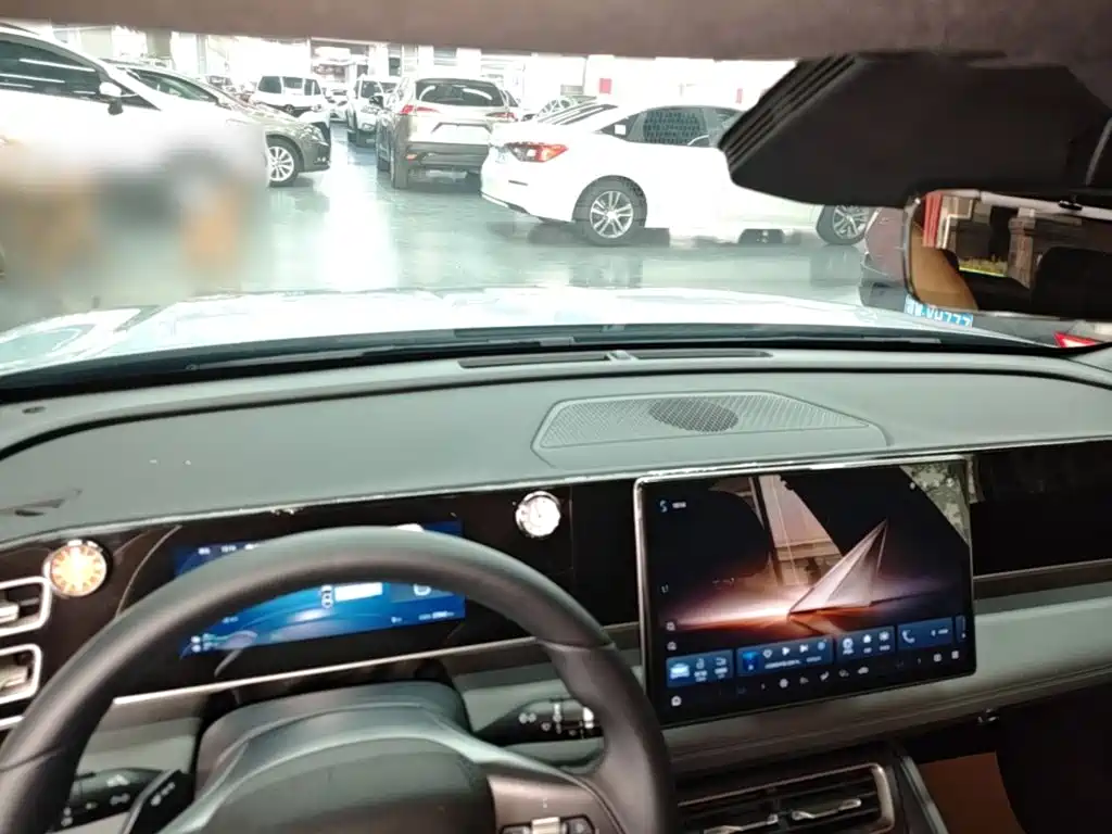 BYD Qin L — миниатюра 10
