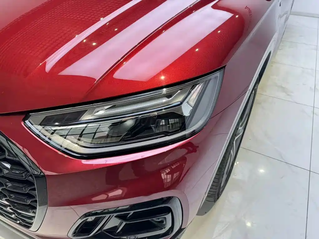 Audi Q5L Sportback — миниатюра 14