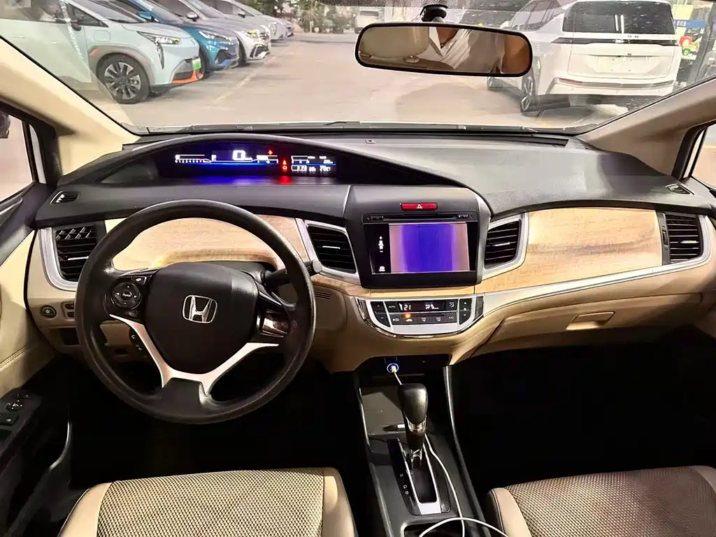 Honda Jade — миниатюра 4