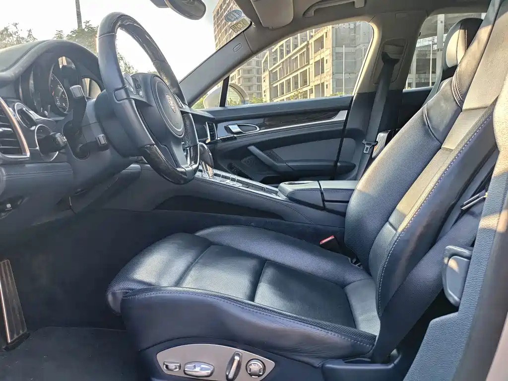 Porsche Panamera — миниатюра 10