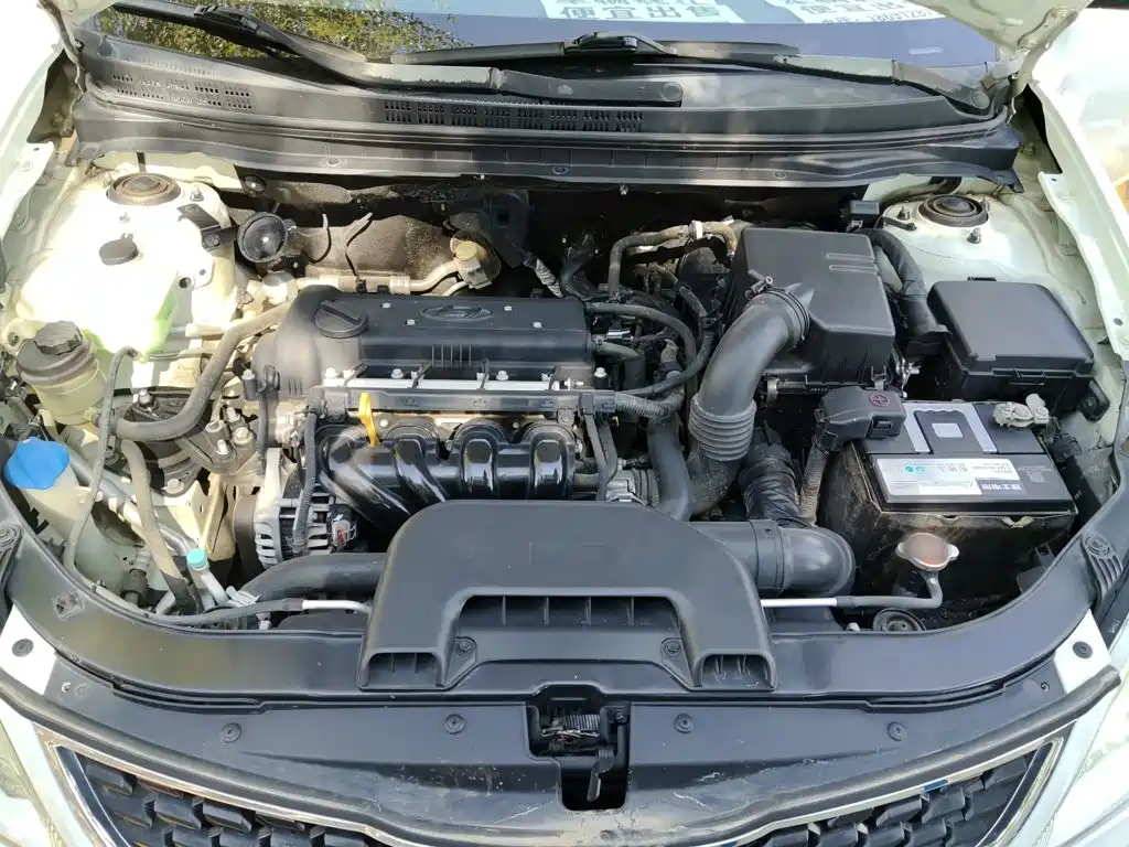 Hyundai Elantra — миниатюра 16