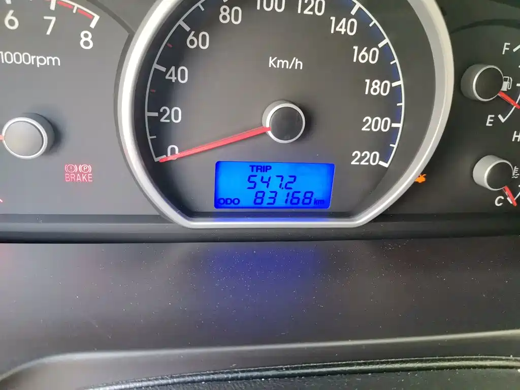 Hyundai Elantra — миниатюра 8