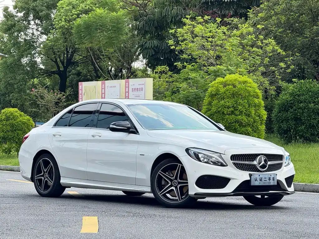 Mercedes-Benz C-Class — миниатюра 3