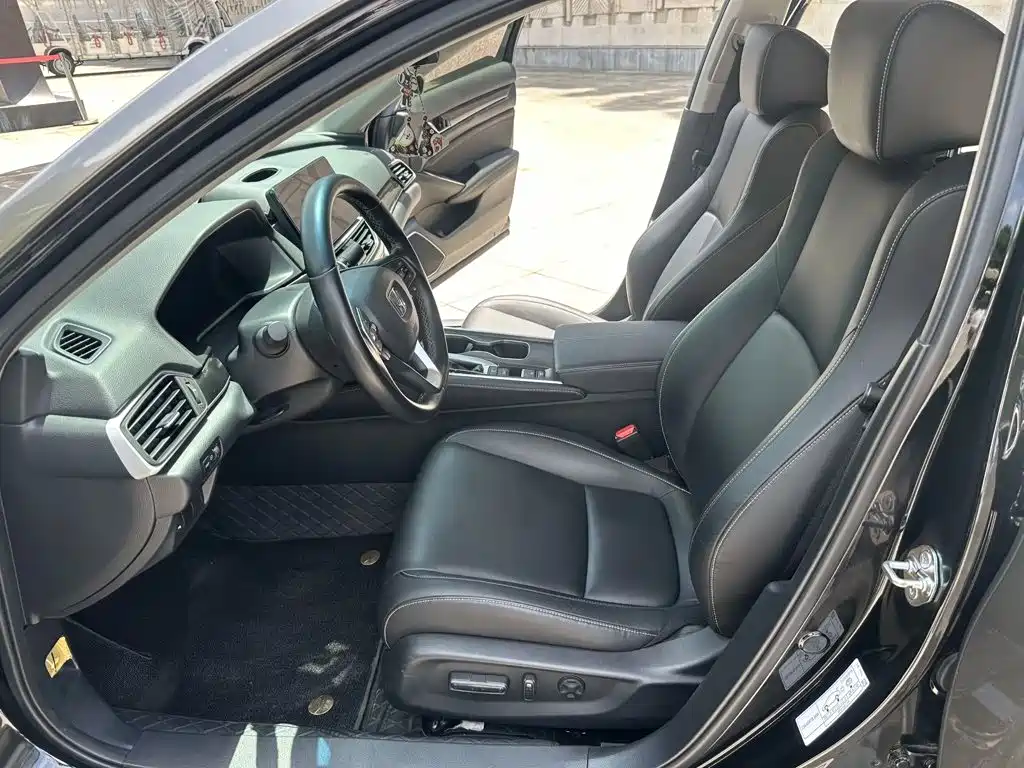 Honda Accord — миниатюра 4