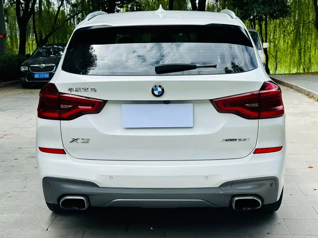 BMW X3 — миниатюра 7