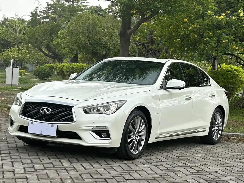 Infiniti Q50L 2019