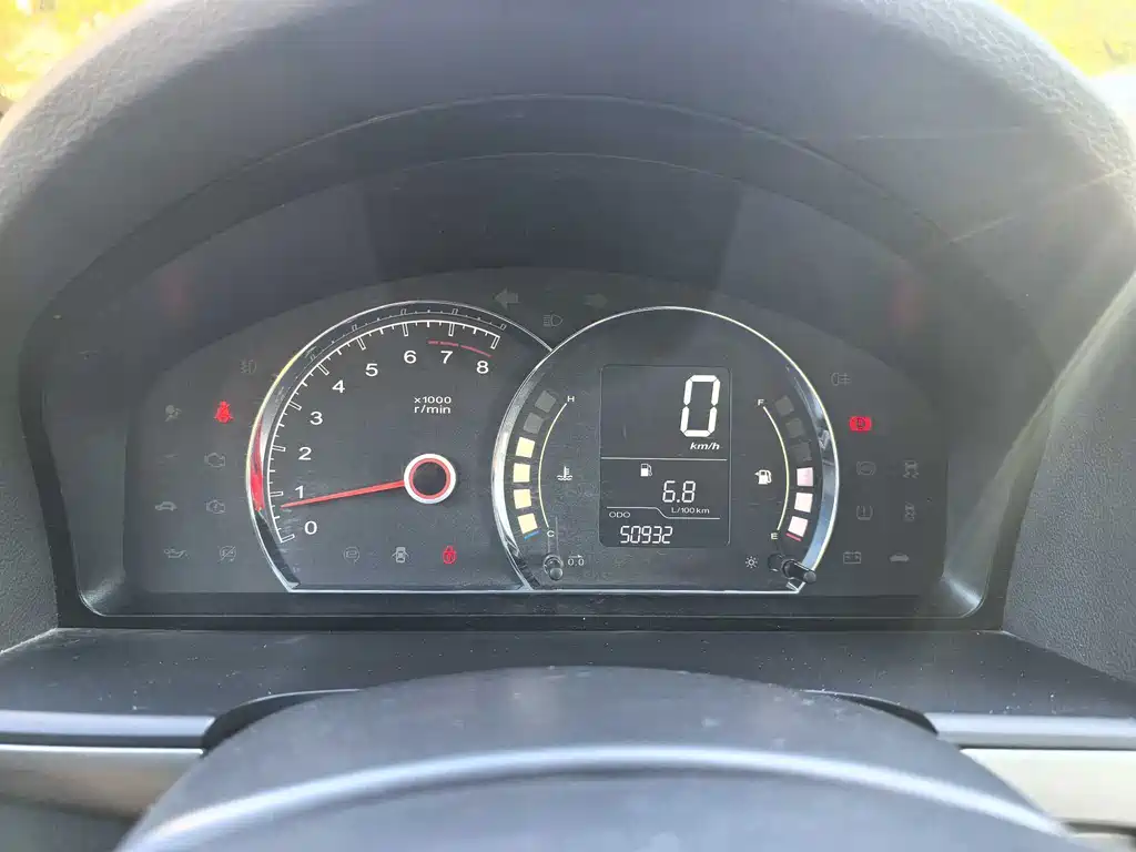 Roewe 350 — миниатюра 18