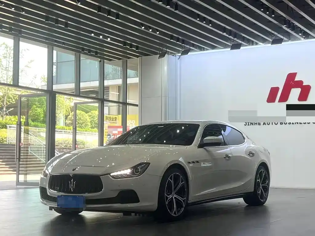 MASERATI GHIBLI