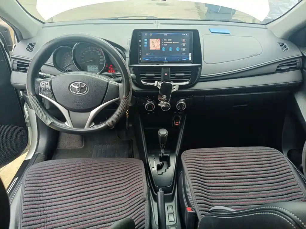 Toyota Vios FS — миниатюра 10