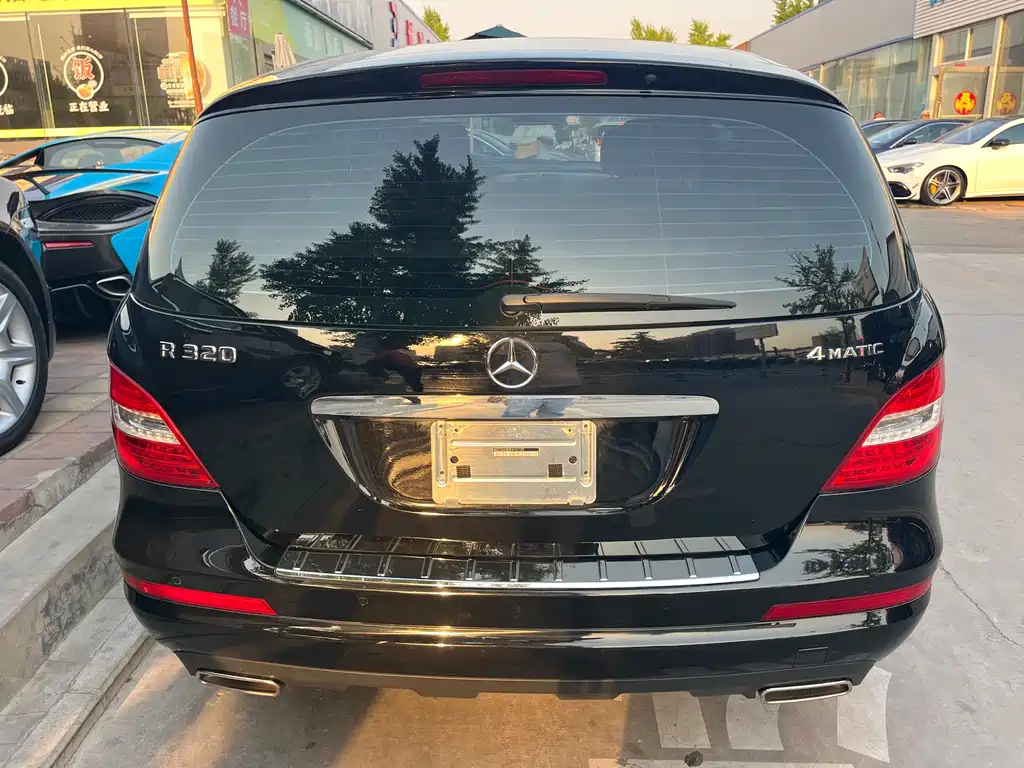 Mercedes-Benz R 2014 R 320 4MATIC