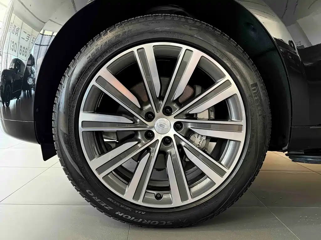 Land Rover Range Rover — миниатюра 4