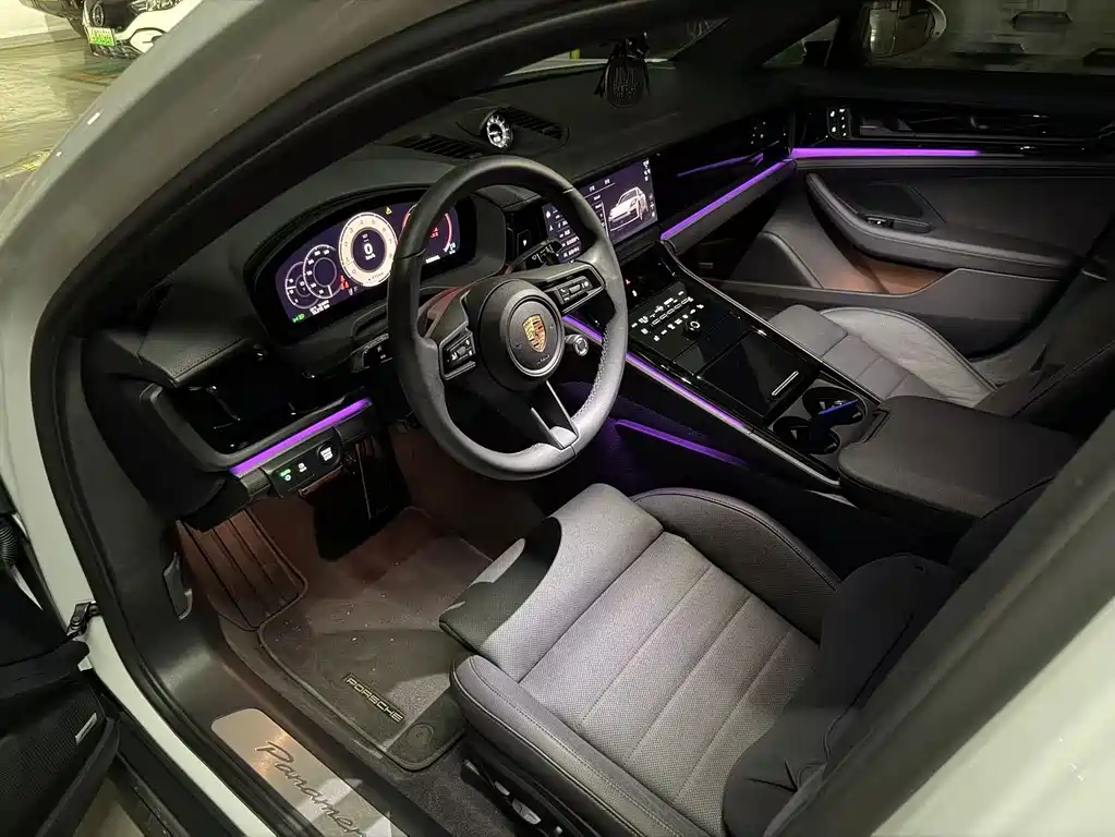 Porsche Panamera — миниатюра 8