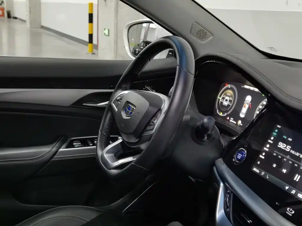 Geely Borui Hybrid — миниатюра 22