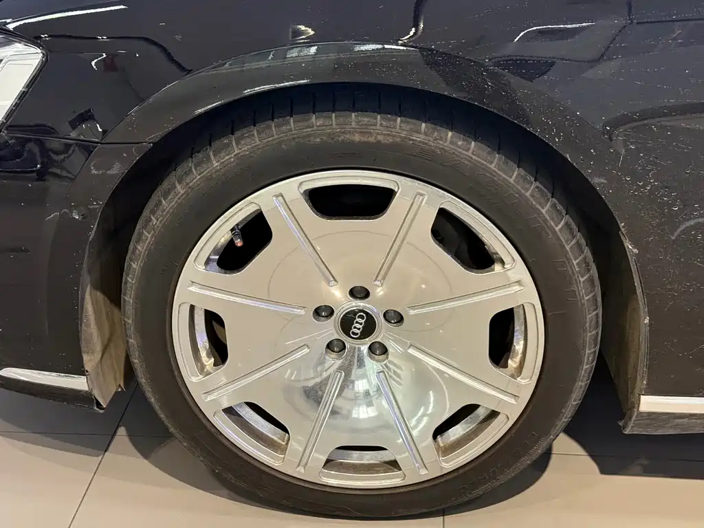 Audi A8 — миниатюра 8