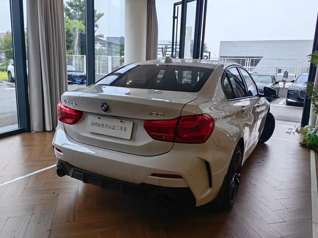 BMW 1 Series — миниатюра 4