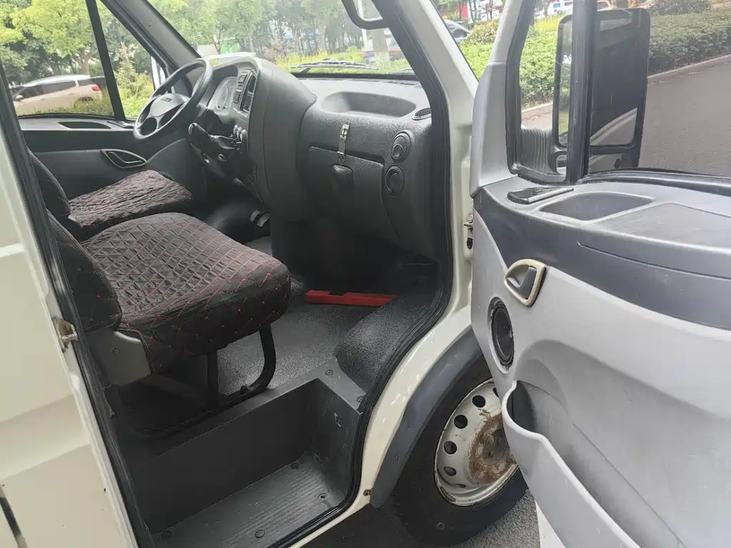 IVECO Baodi — миниатюра 6