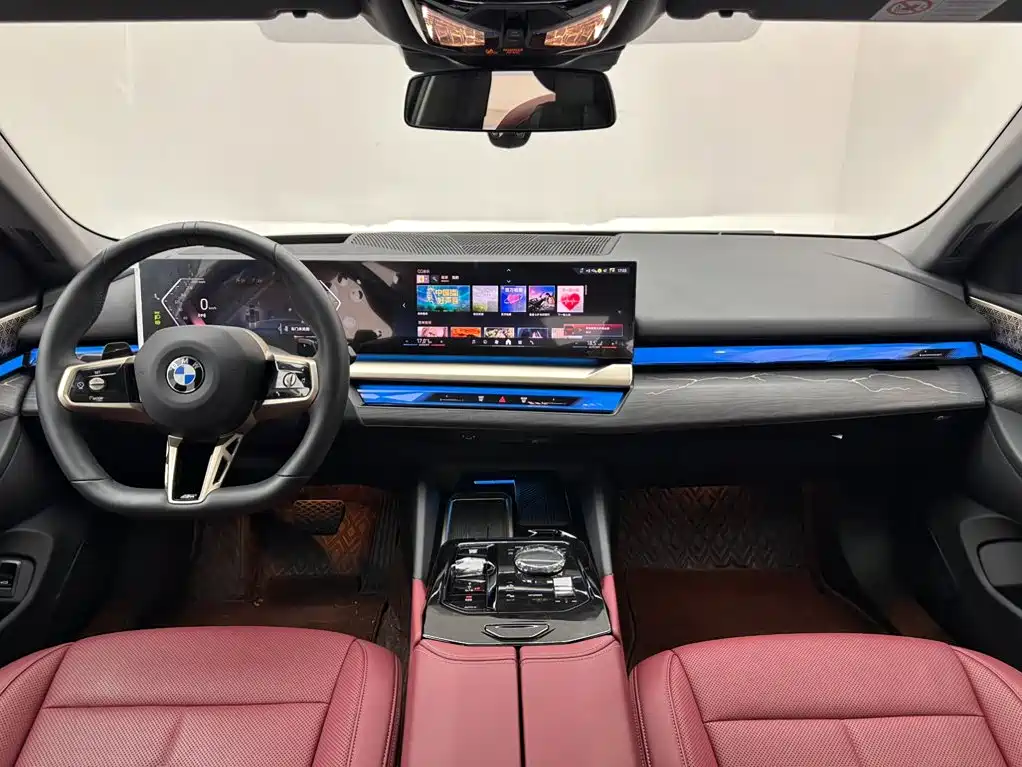BMW 5 Series — миниатюра 10