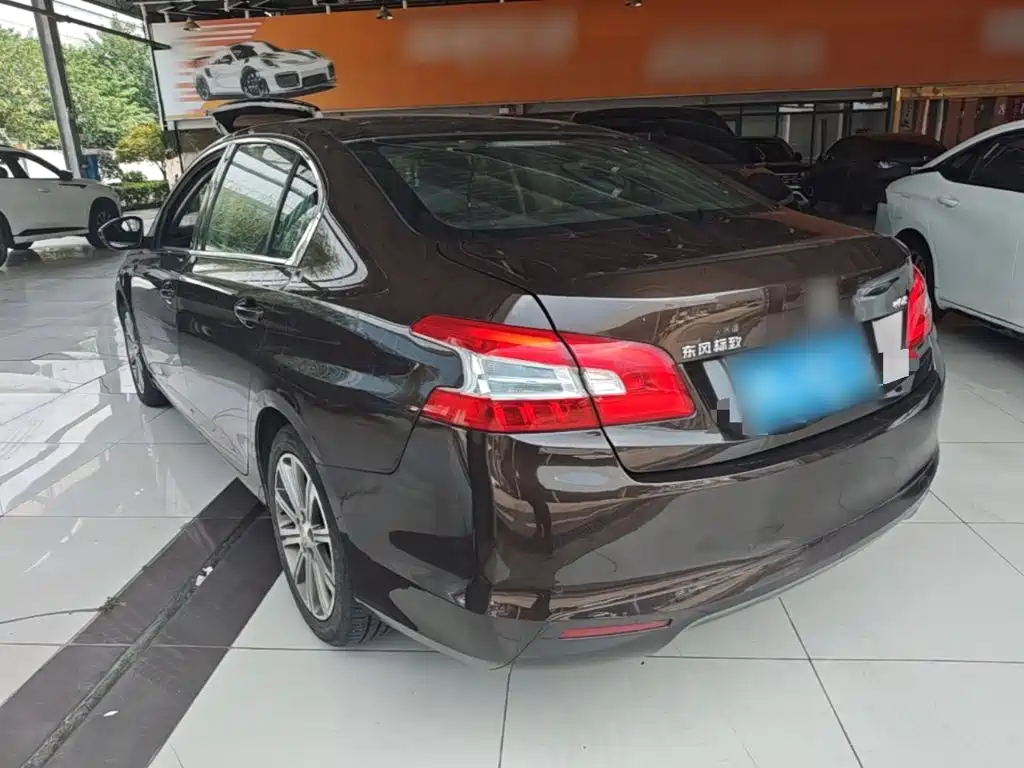 Peugeot 408 — миниатюра 5