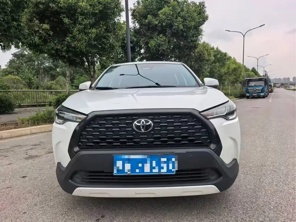 Toyota Corolla Cross — миниатюра 2