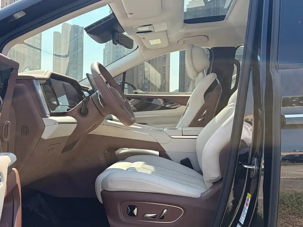 BYD Xia — миниатюра 7
