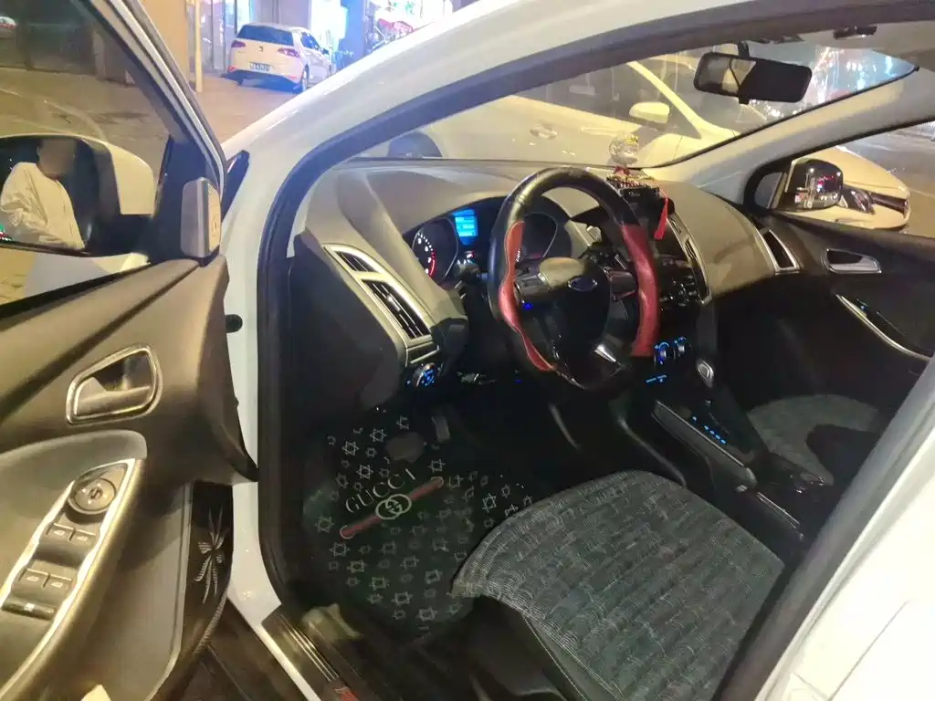 Ford Focus — миниатюра 17