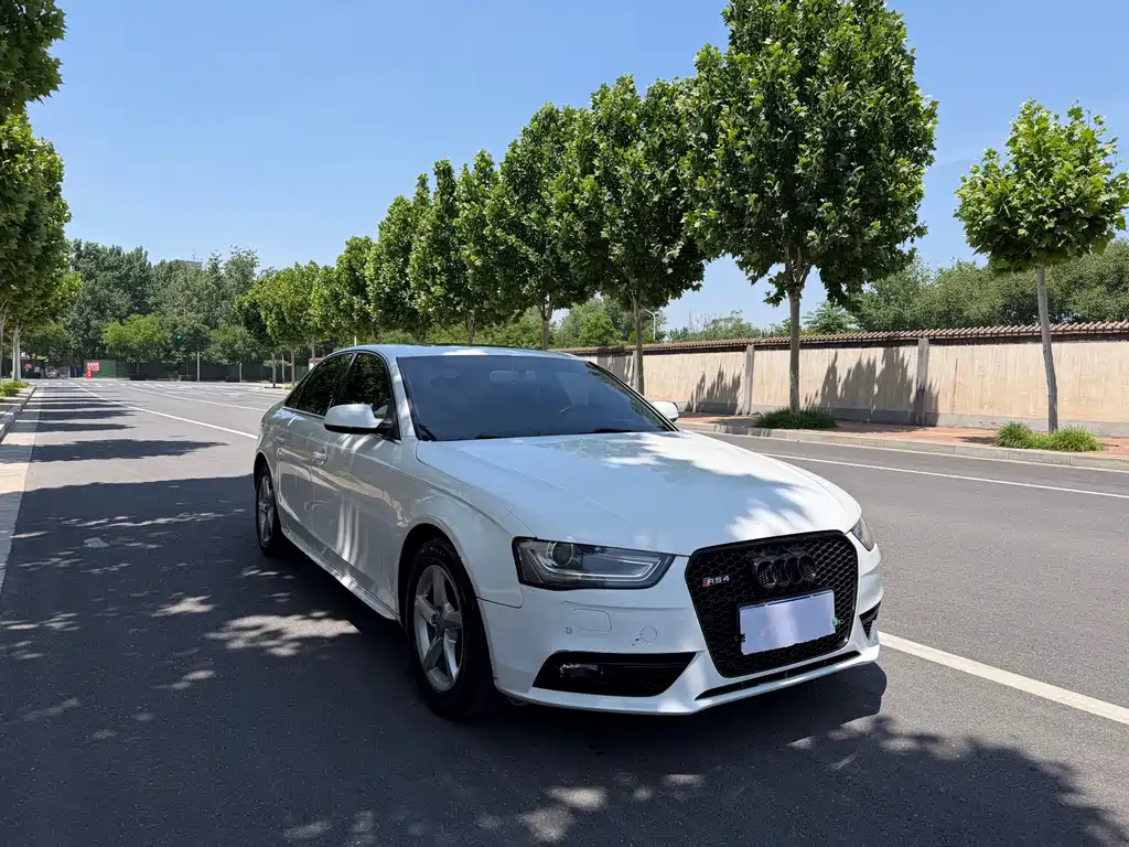 Audi A4L 2013 35 TFSI AT
