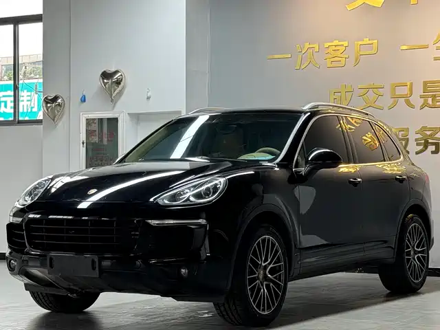 PORSCHE CAYENNE 2017