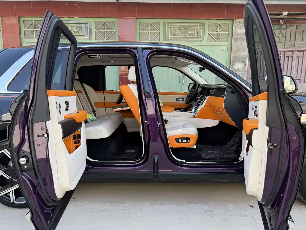 ROLLS-ROYCE CULLINAN