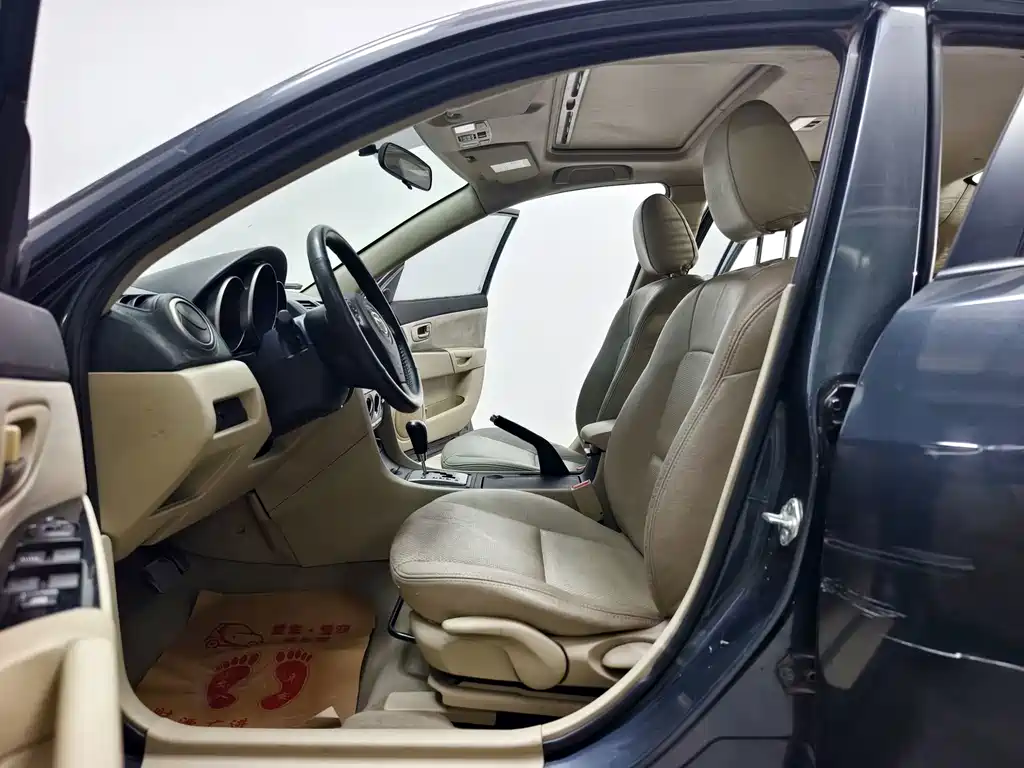 Mazda 3 — миниатюра 11