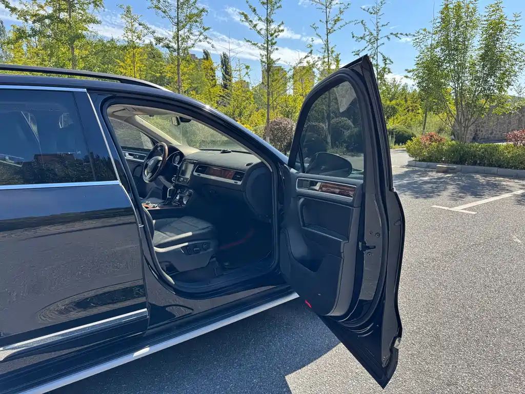 Volkswagen Touareg — миниатюра 16