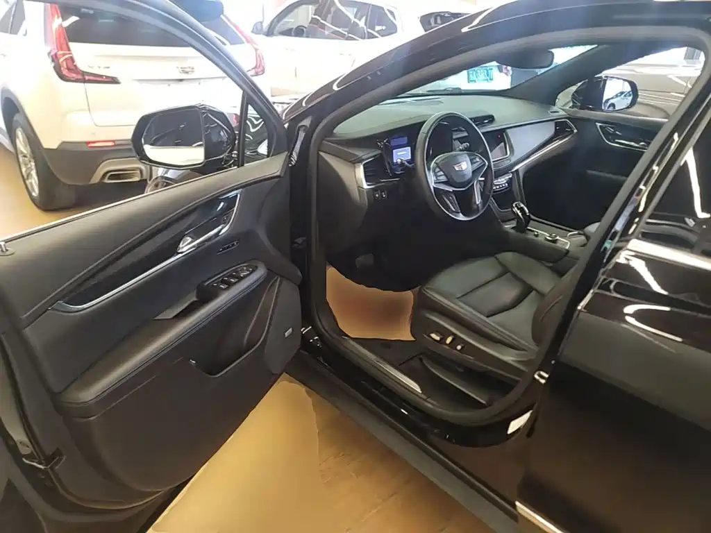Cadillac XT5 — миниатюра 16