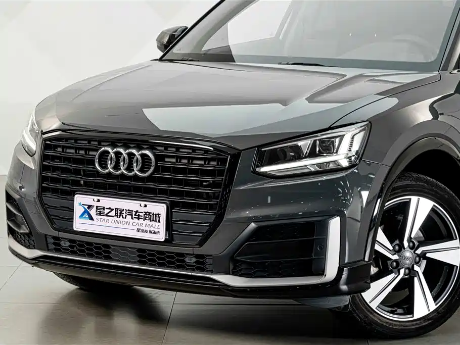 Audi Q2L — миниатюра 2