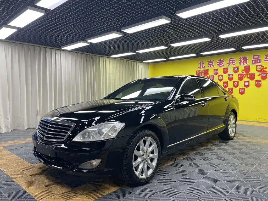 Mercedes-Benz S-Class 2007