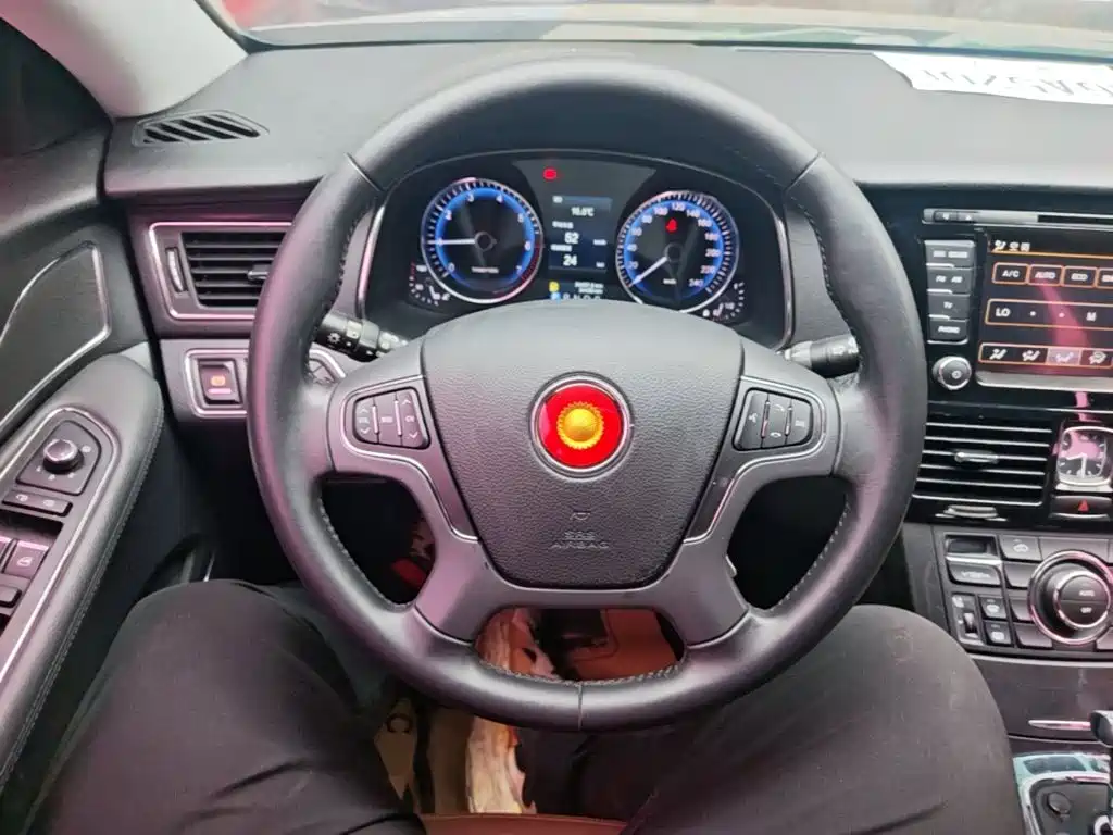 Hongqi Hongqi H7 — миниатюра 11