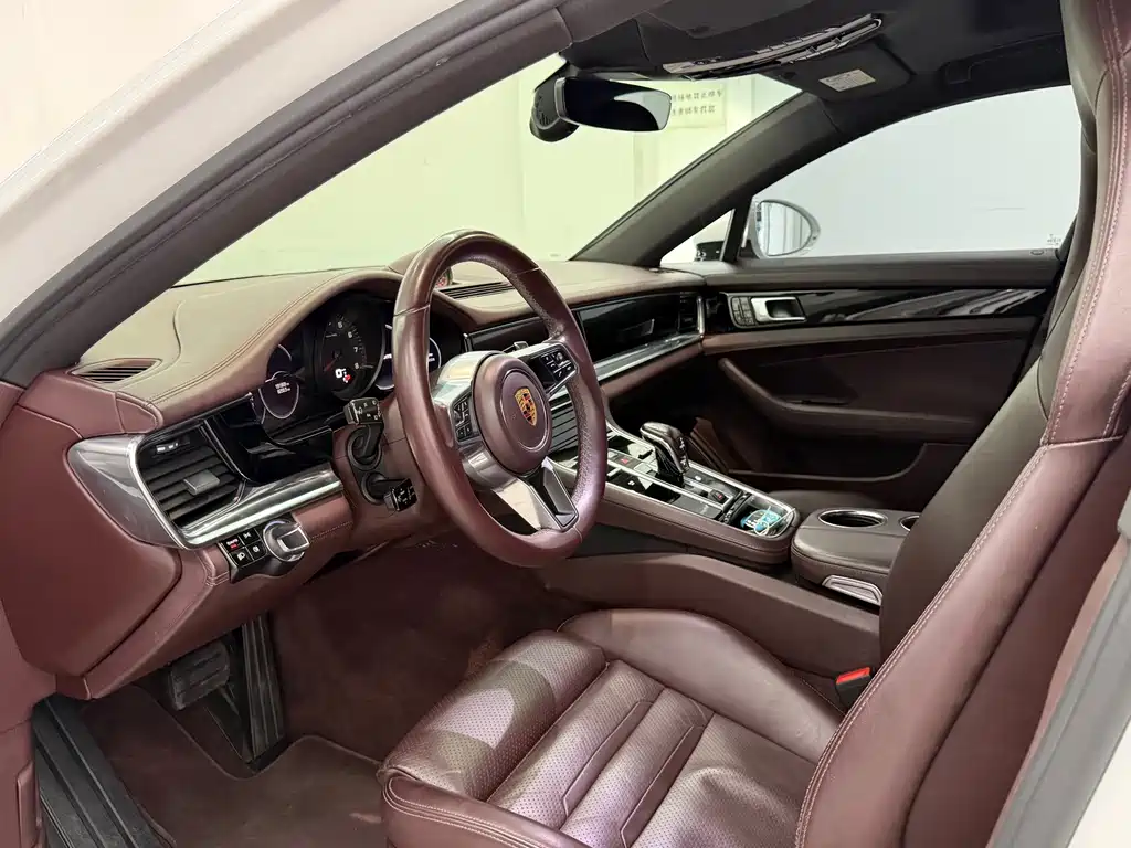 Porsche Panamera — миниатюра 7
