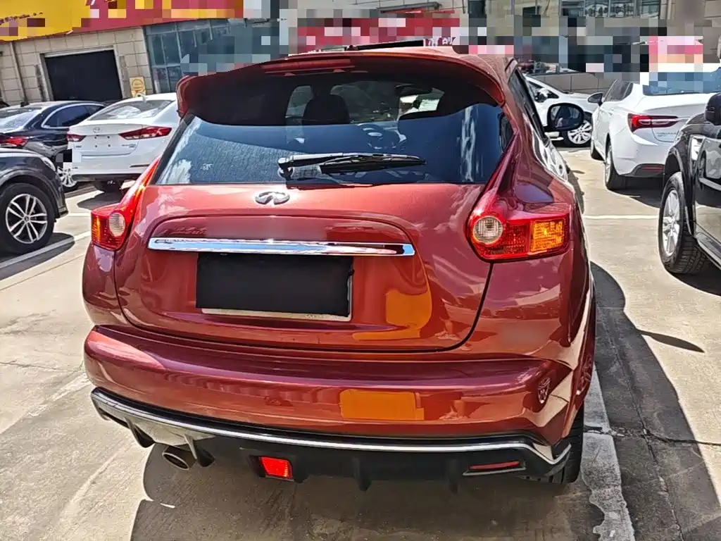 Infiniti ESQ — миниатюра 4