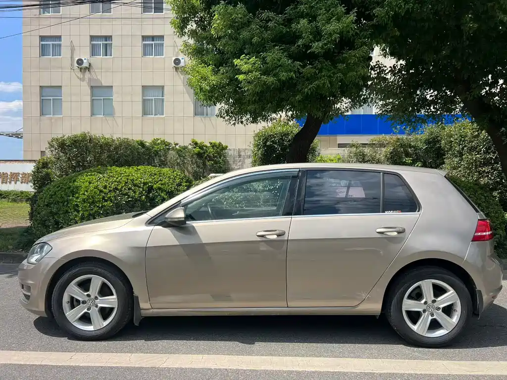 Volkswagen Golf — миниатюра 7