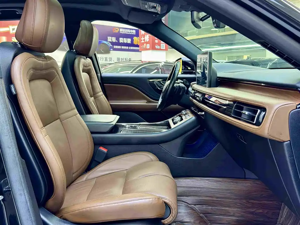 Lincoln Aviator 2020 3.0T V6