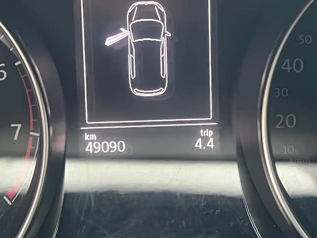 VOLKSWAGEN GOLF*JIAYU