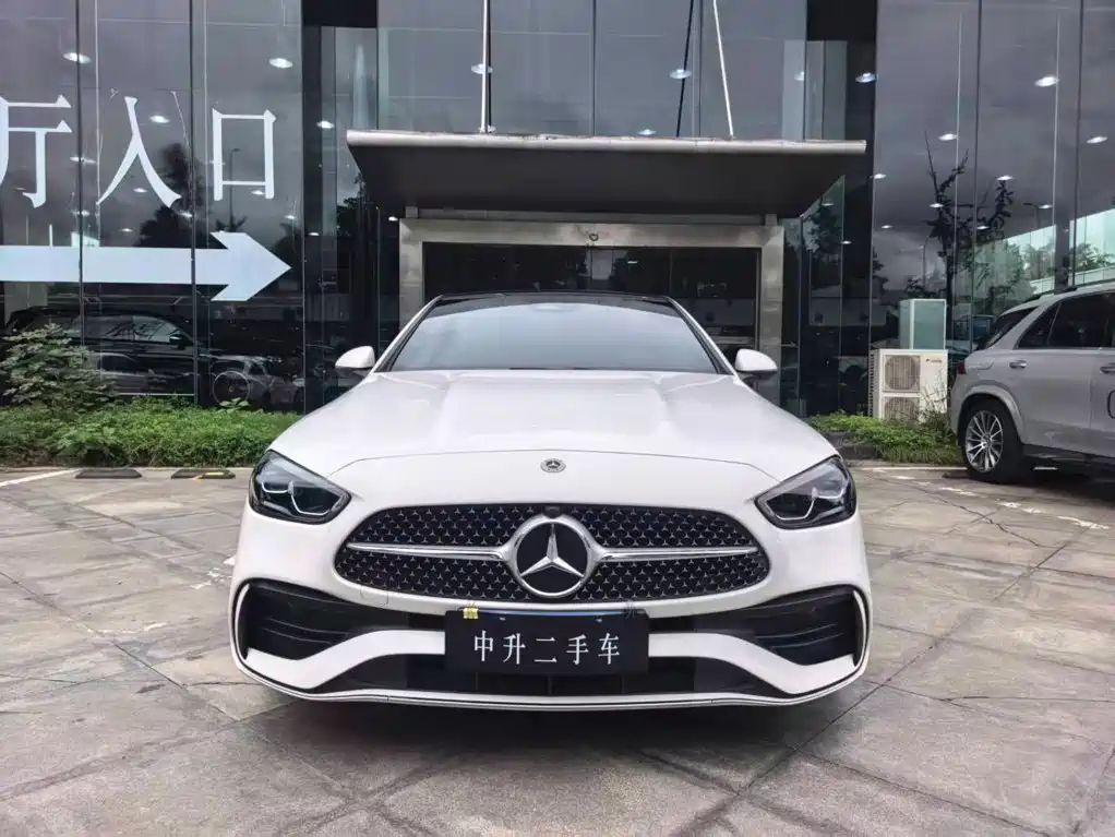 Mercedes-Benz C-Class — миниатюра 2
