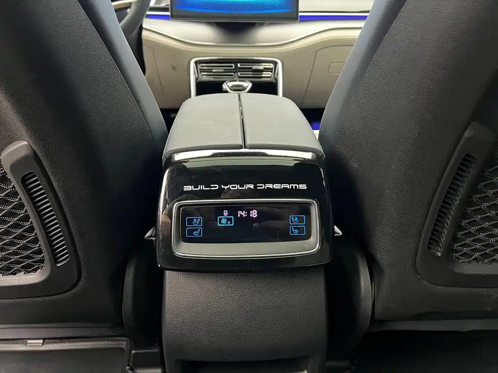 BYD Tang New Energy — миниатюра 20