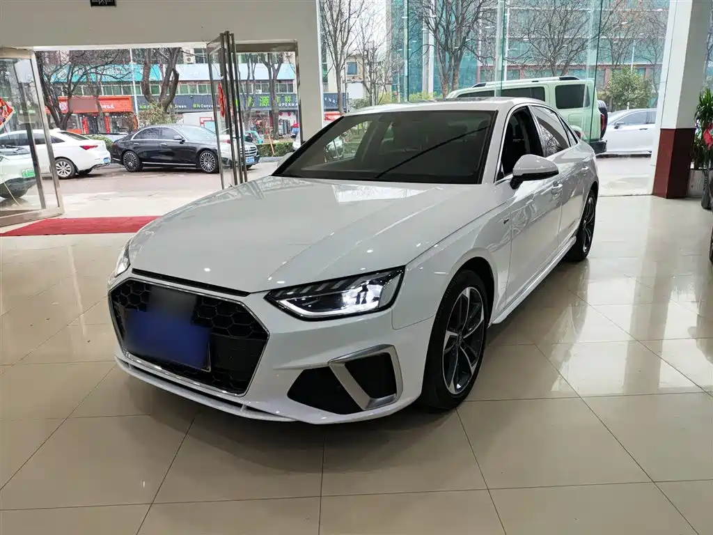 Audi A4L 2023 40 TFSI Fashion