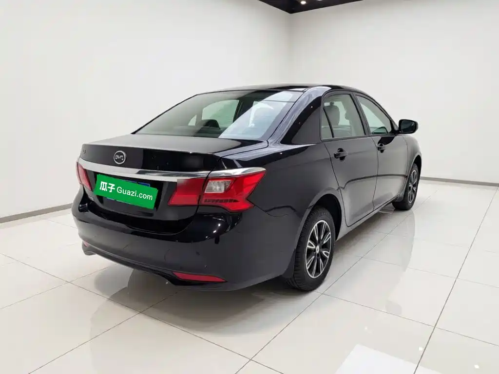 BYD F3 — миниатюра 6