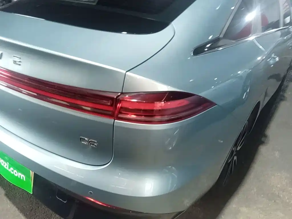 Roewe D6 — миниатюра 8