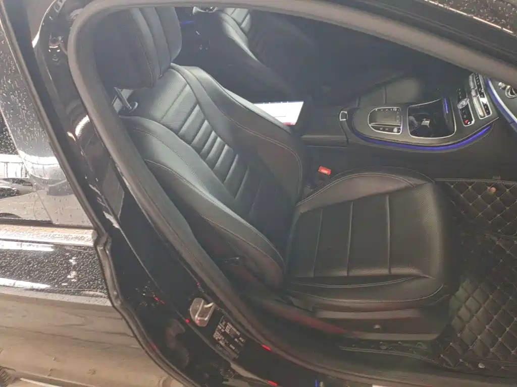 Mercedes-Benz E-Class — миниатюра 25