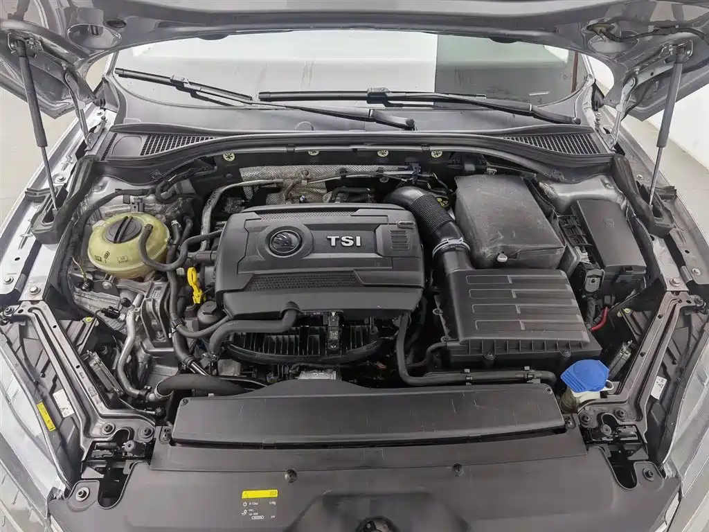 Skoda Superb 2018 TSI330 DSG Luxury V
