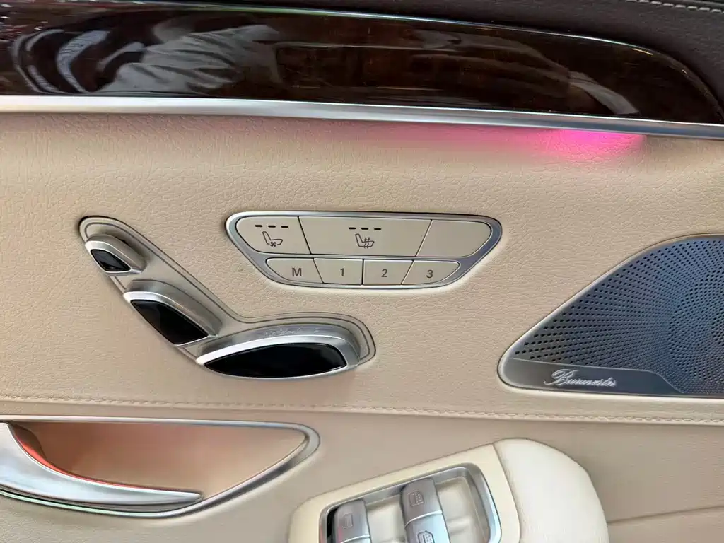 Mercedes-Benz S-Class — миниатюра 16